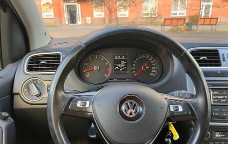 Volkswagen Polo VI (EU Market), 2015 год, 1 100 000 рублей, 6 фотография