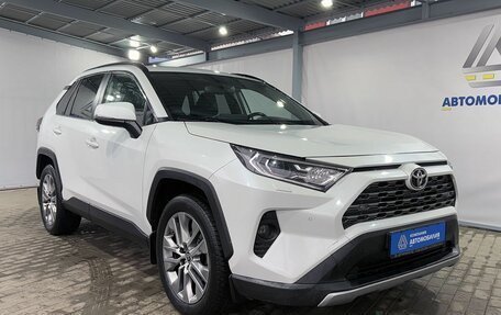 Toyota RAV4, 2020 год, 2 999 000 рублей, 7 фотография