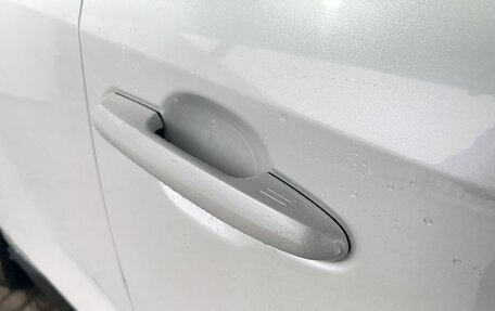 Toyota RAV4, 2020 год, 2 999 000 рублей, 22 фотография