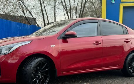 KIA Rio IV, 2020 год, 1 550 000 рублей, 2 фотография