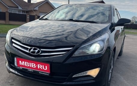 Hyundai Solaris II рестайлинг, 2016 год, 950 000 рублей, 1 фотография