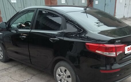 KIA Rio III рестайлинг, 2015 год, 930 000 рублей, 18 фотография
