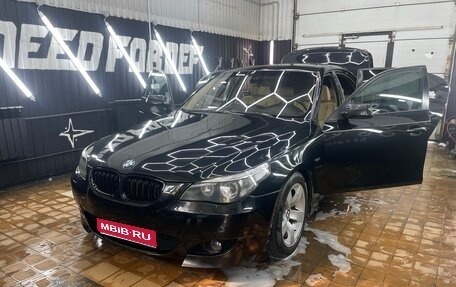 BMW 5 серия, 2004 год, 950 000 рублей, 1 фотография