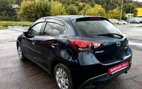 Mazda Demio IV, 2015 год, 1 420 000 рублей, 4 фотография