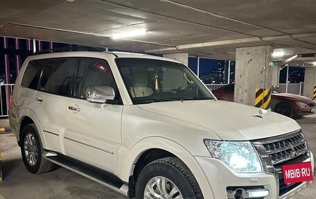 Mitsubishi Pajero IV, 2019 год, 3 350 000 рублей, 3 фотография