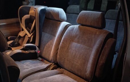 Nissan Elgrand I, 2002 год, 799 999 рублей, 19 фотография