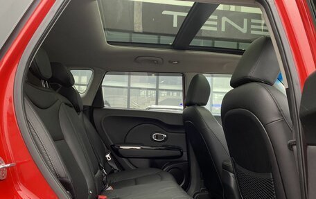 KIA Soul II рестайлинг, 2018 год, 1 499 000 рублей, 27 фотография