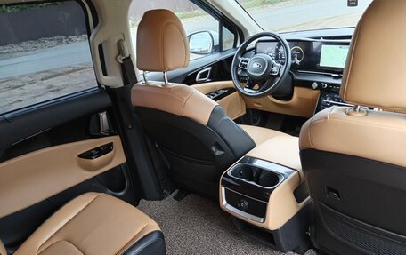 KIA Carnival, 2021 год, 3 900 000 рублей, 17 фотография