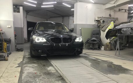 BMW 5 серия, 2004 год, 950 000 рублей, 4 фотография