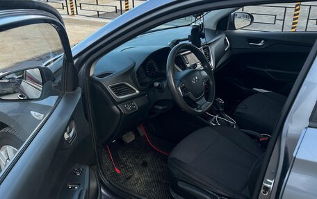 Hyundai Solaris II рестайлинг, 2017 год, 850 000 рублей, 10 фотография