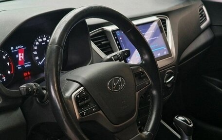 Hyundai Solaris II рестайлинг, 2018 год, 1 270 000 рублей, 10 фотография