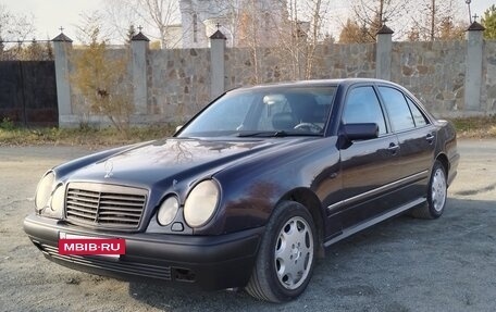 Mercedes-Benz E-Класс, 1997 год, 550 000 рублей, 7 фотография