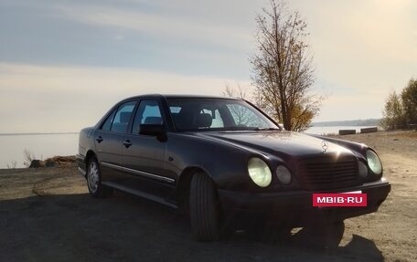 Mercedes-Benz E-Класс, 1997 год, 550 000 рублей, 20 фотография