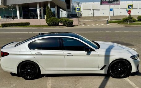 BMW 5 серия, 2021 год, 5 150 000 рублей, 3 фотография