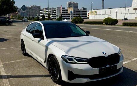 BMW 5 серия, 2021 год, 5 150 000 рублей, 2 фотография