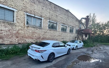 Toyota Camry, 2018 год, 2 250 000 рублей, 15 фотография