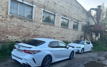 Toyota Camry, 2018 год, 2 250 000 рублей, 16 фотография