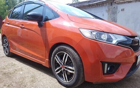 Honda Fit III, 2015 год, 1 272 000 рублей, 6 фотография