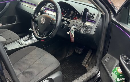 Volkswagen Passat B6, 2006 год, 650 000 рублей, 3 фотография