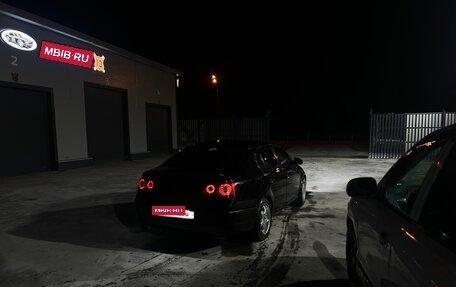 Volkswagen Passat B6, 2006 год, 650 000 рублей, 18 фотография