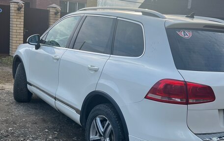 Volkswagen Touareg III, 2010 год, 1 550 000 рублей, 6 фотография