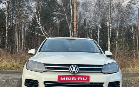 Volkswagen Touareg III, 2010 год, 1 550 000 рублей, 3 фотография