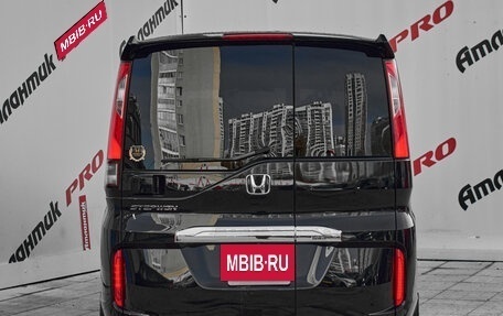 Honda Stepwgn IV, 2015 год, 2 000 000 рублей, 5 фотография