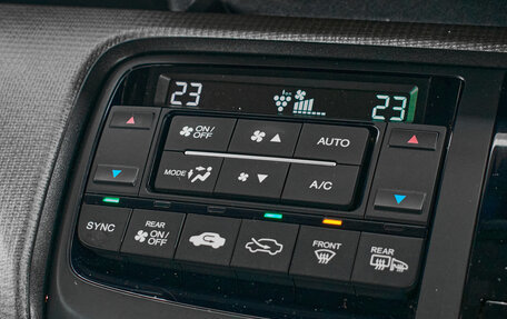 Honda Stepwgn IV, 2015 год, 2 000 000 рублей, 17 фотография