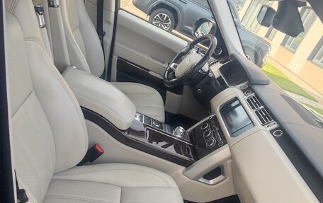 Land Rover Range Rover IV рестайлинг, 2014 год, 4 050 000 рублей, 31 фотография