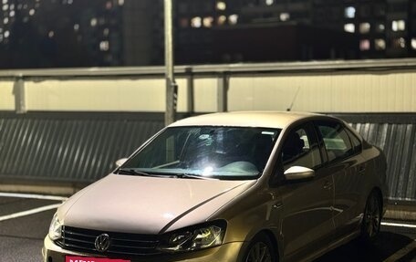 Volkswagen Polo VI (EU Market), 2019 год, 820 000 рублей, 2 фотография