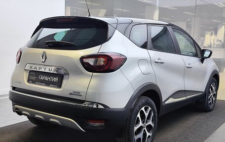 Renault Kaptur I рестайлинг, 2018 год, 1 599 000 рублей, 6 фотография