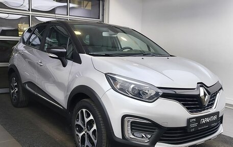 Renault Kaptur I рестайлинг, 2018 год, 1 599 000 рублей, 3 фотография