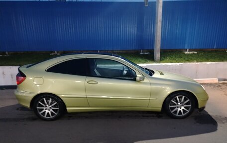 Mercedes-Benz C-Класс, 2002 год, 310 000 рублей, 3 фотография