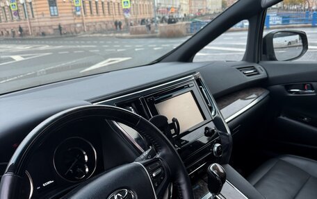 Toyota Alphard III, 2019 год, 5 850 000 рублей, 6 фотография