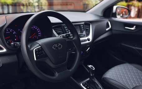 Hyundai Solaris II рестайлинг, 2018 год, 1 270 000 рублей, 9 фотография