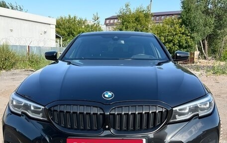 BMW 3 серия, 2019 год, 3 780 000 рублей, 2 фотография