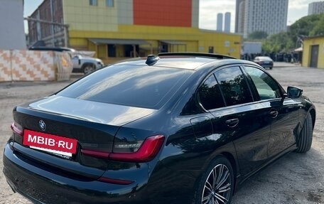 BMW 3 серия, 2019 год, 3 780 000 рублей, 4 фотография