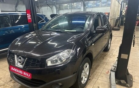 Nissan Qashqai, 2010 год, 949 000 рублей, 2 фотография