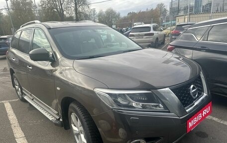 Nissan Pathfinder, 2014 год, 1 399 000 рублей, 3 фотография