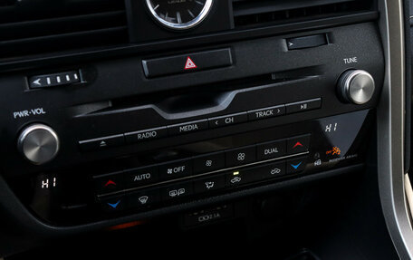 Lexus RX IV рестайлинг, 2022 год, 6 350 000 рублей, 30 фотография