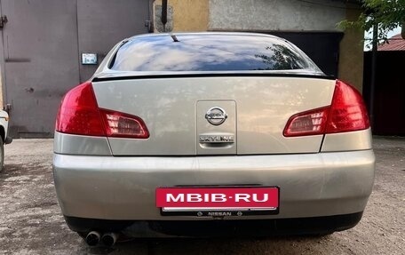 Nissan Skyline, 2001 год, 570 000 рублей, 4 фотография