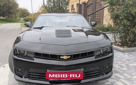 Chevrolet Camaro IV, 2014 год, 2 400 000 рублей, 4 фотография
