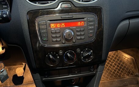 Ford Focus II рестайлинг, 2007 год, 570 000 рублей, 32 фотография