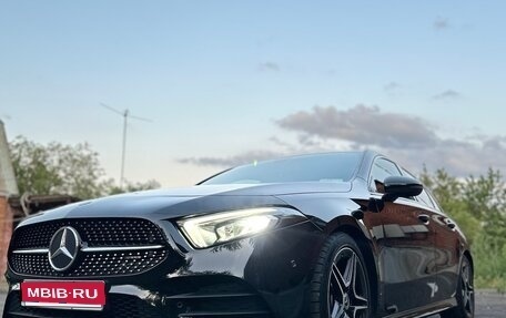 Mercedes-Benz A-Класс, 2018 год, 2 380 000 рублей, 1 фотография