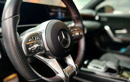 Mercedes-Benz A-Класс, 2018 год, 2 380 000 рублей, 10 фотография