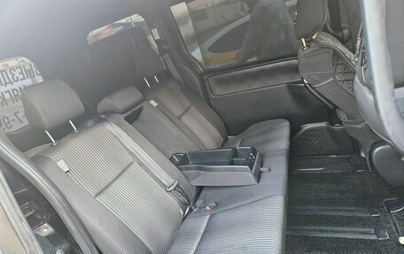 Toyota Voxy III, 2020 год, 2 425 000 рублей, 11 фотография