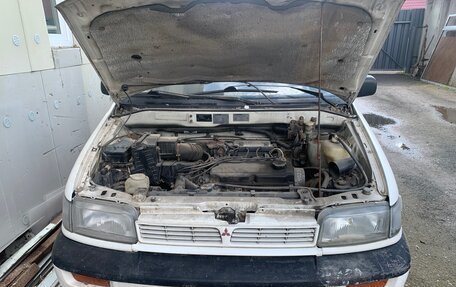 Mitsubishi Space Wagon III, 1992 год, 103 000 рублей, 4 фотография