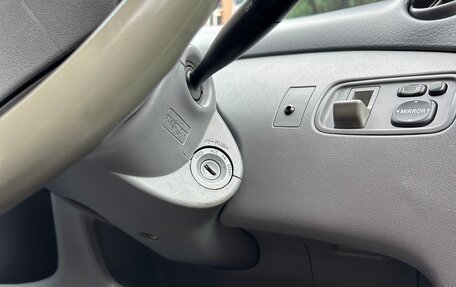 Toyota Vitz, 1999 год, 280 000 рублей, 7 фотография