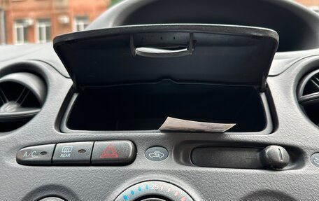 Toyota Vitz, 1999 год, 280 000 рублей, 11 фотография