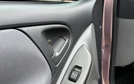 Toyota Vitz, 1999 год, 280 000 рублей, 19 фотография